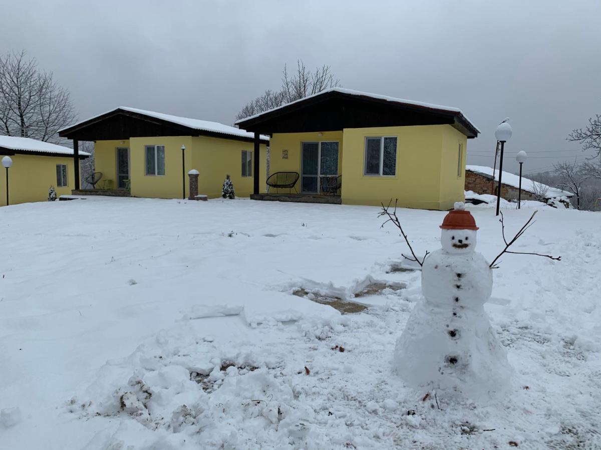 Daskalov Bungalows Chervena Lokva Exteriör bild