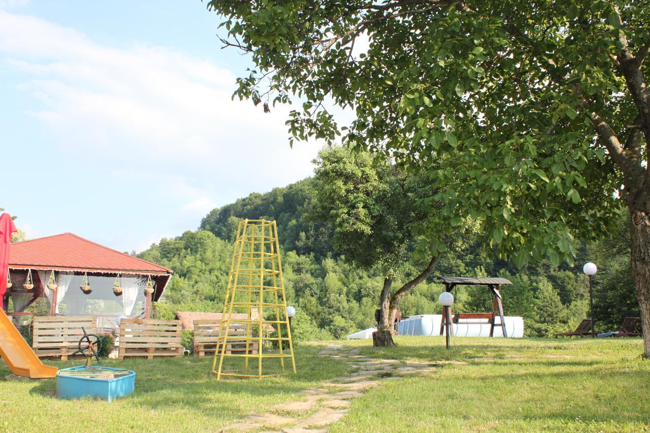 Daskalov Bungalows Chervena Lokva Exteriör bild
