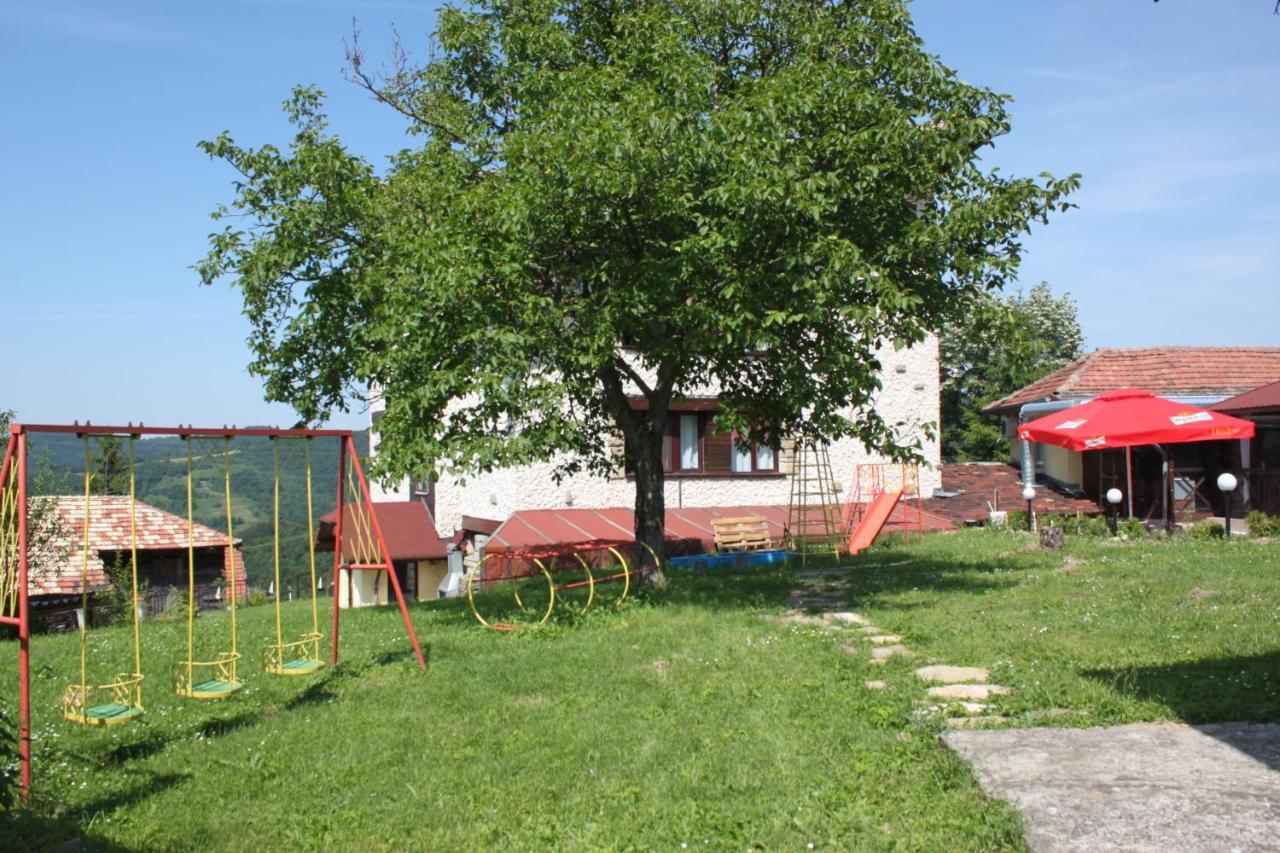 Daskalov Bungalows Chervena Lokva Exteriör bild