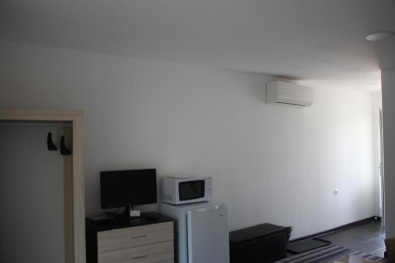 Daskalov Bungalows Chervena Lokva Exteriör bild