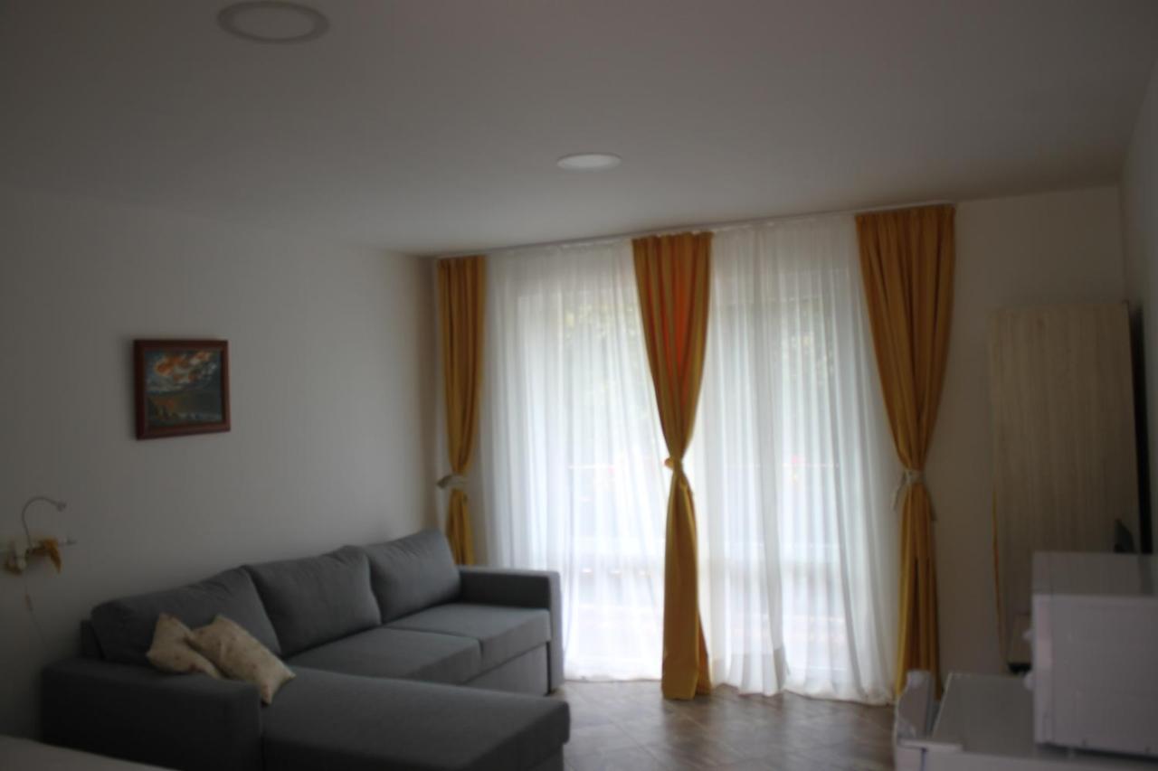 Daskalov Bungalows Chervena Lokva Exteriör bild