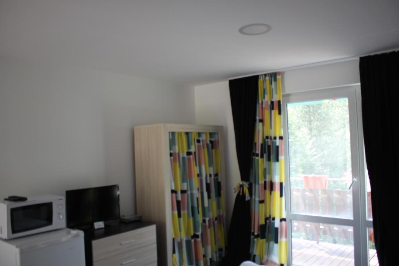 Daskalov Bungalows Chervena Lokva Exteriör bild