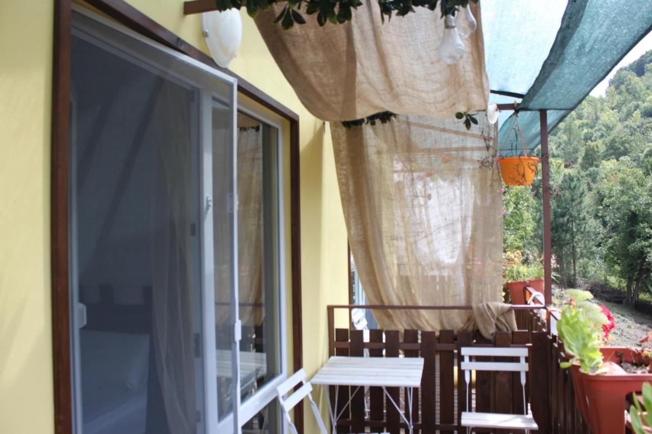 Daskalov Bungalows Chervena Lokva Exteriör bild