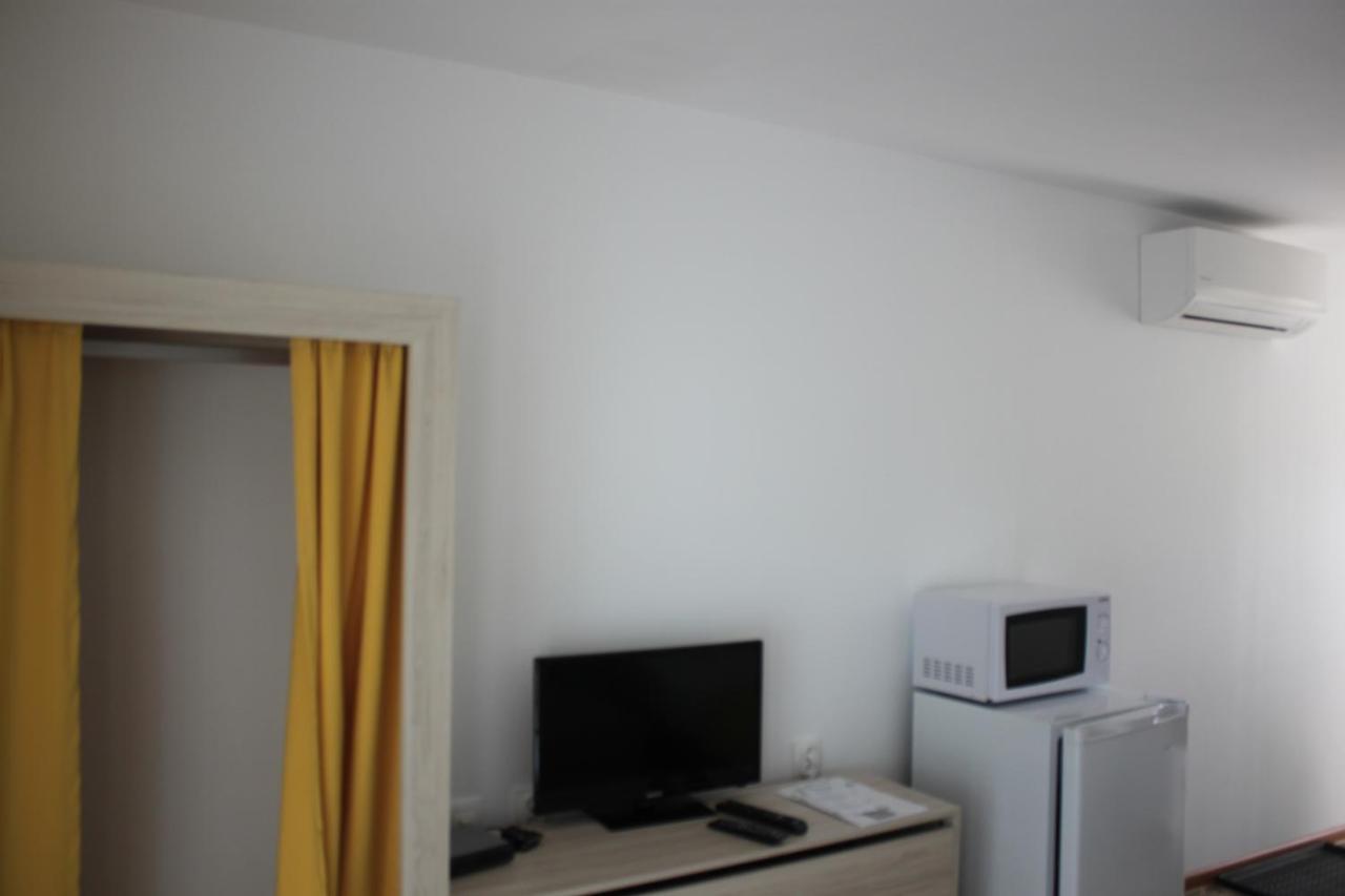 Daskalov Bungalows Chervena Lokva Exteriör bild